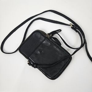 Marta Ponti Black Leather Minimalist Crossbody Bag 5x7.5